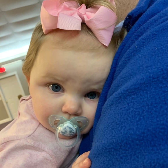 Meet your Posher, Whitney - Picture 1 of 1